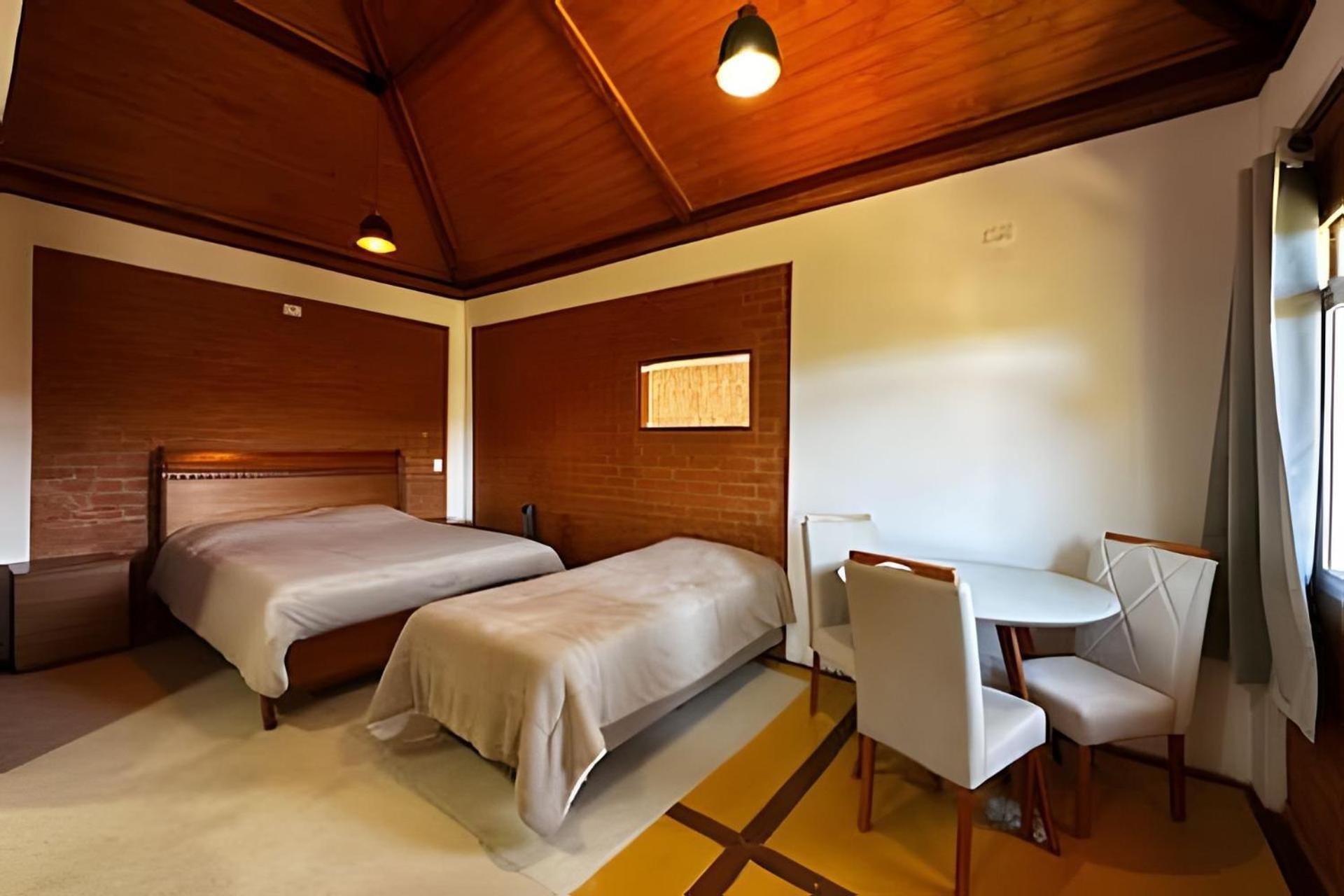 Suites Saint Louis - Conforto Do Lado Do Centro Turistico Campos do Jordão 外观 照片